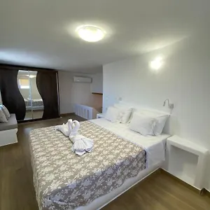 Alamana's House - Ideal For Couples Appartement